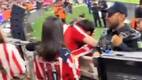 Diego Campillo buscó a su padre tras eliminación de Chivas / Captura