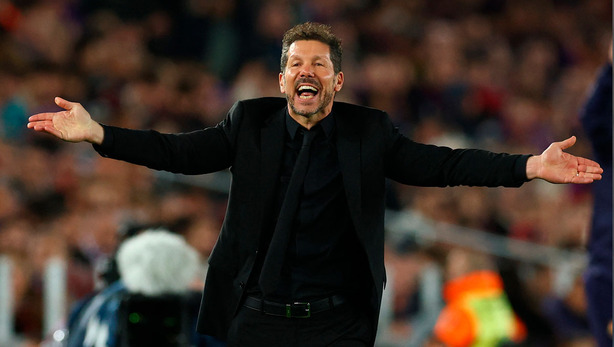Simeone reconoció la labor de Obed Vargas. (Foto: Reuters)