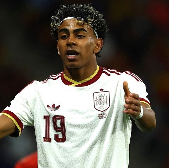 Lamine Yamal podría perderse el inicio del Mundial 2026 (Reuters)