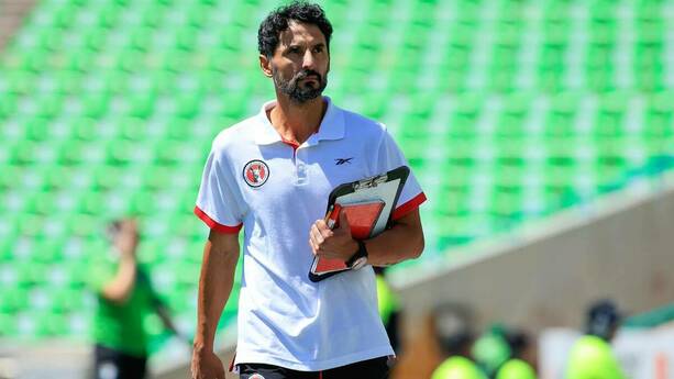 Luis Michel fue el entrenador agredido por jugador (Imago7)