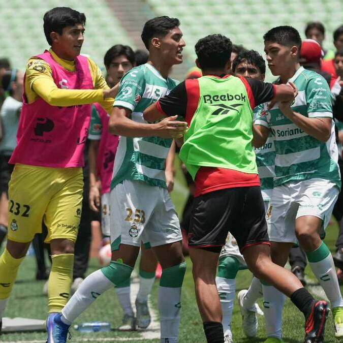 Santos se pronuncia por bronca en Final de Sub-19 (Imago7)