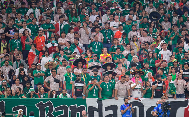 Aficionados mexicanos en Qatar. (Foto: Mexsport)