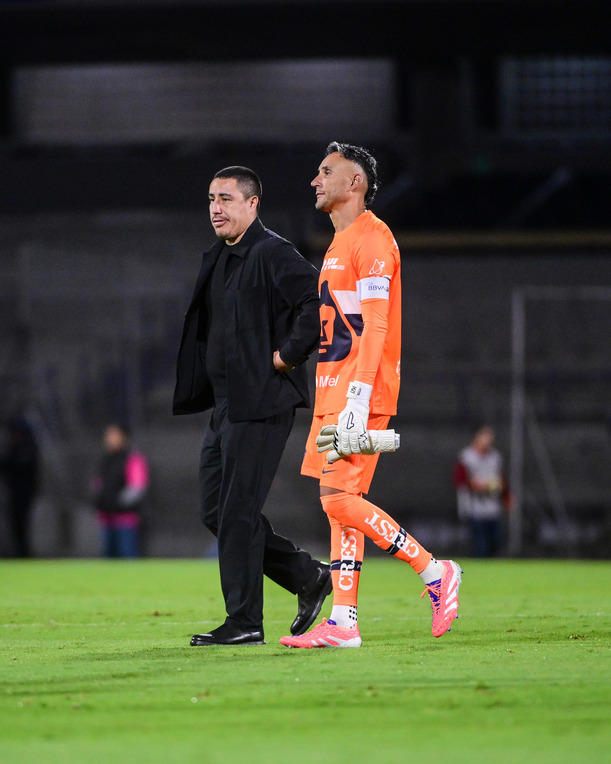 Efraín Juárez y Keylor Navas son artífices de la gran temporada de los Pumas (Fotografía: Imago 7)
