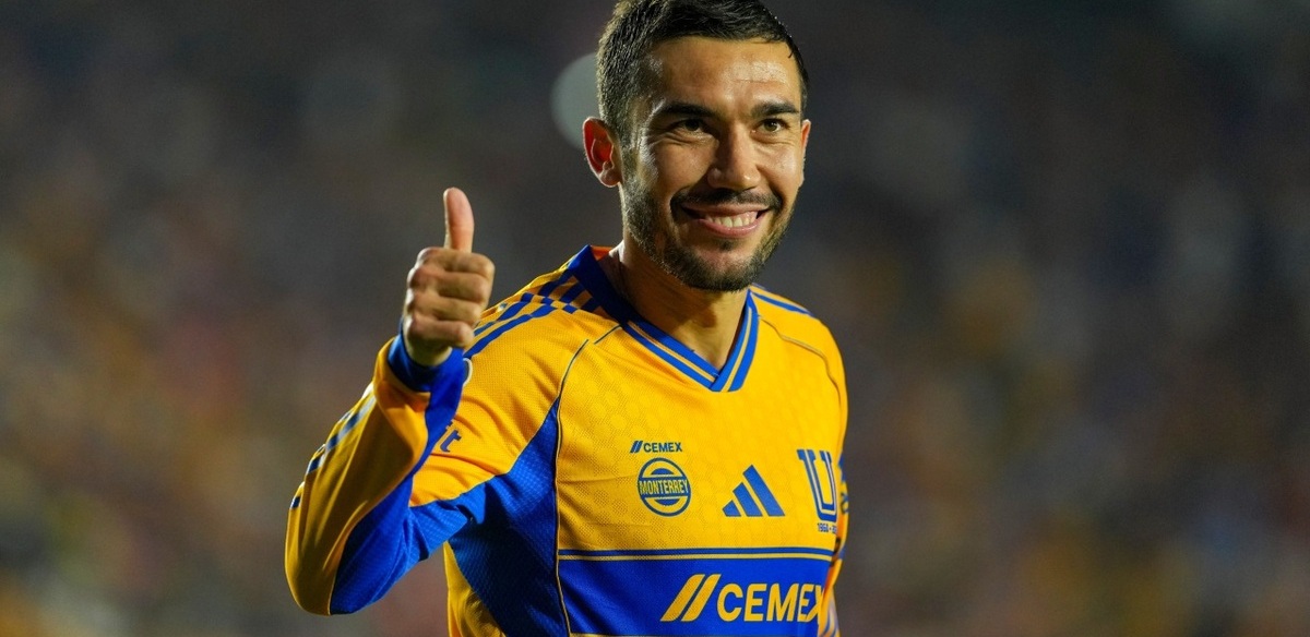 Juan Pablo Vigón renueva por un año con Tigres (Imago7)