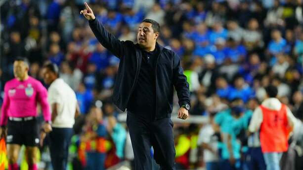 Efraín Juárez no se guardó nada en contra de Cruz Azul (Imago7)