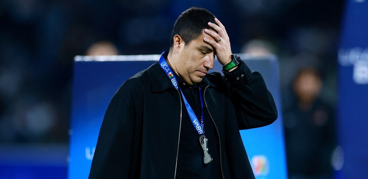 Efraín Juárez se quedó cerca de coronarse como DT de Pumas (Reuters)