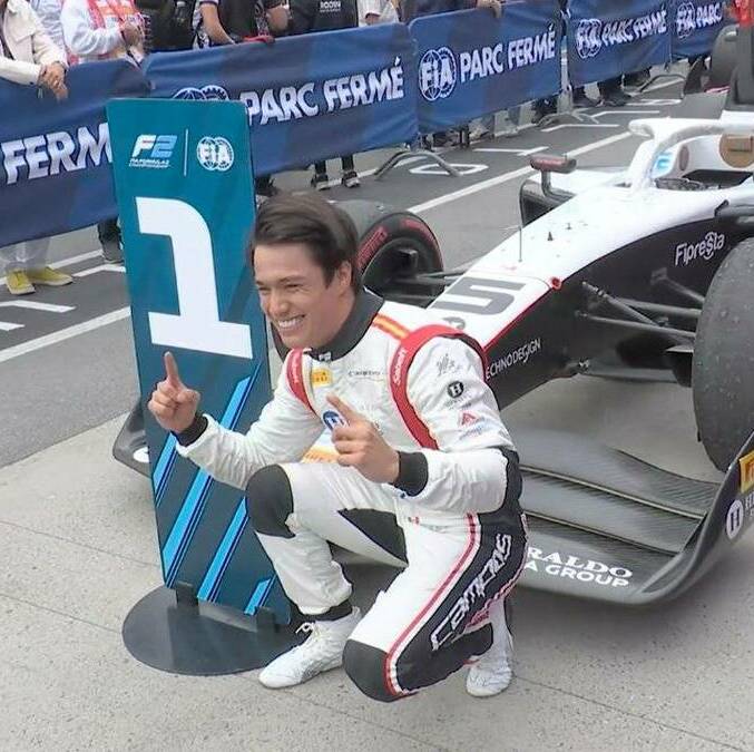 Noel León ganó la carrera Sprint en Formula 2 / X: Formula 2