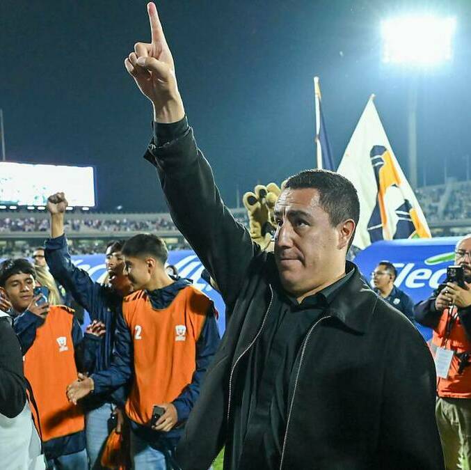 Pumas apuesta por la continuidad de Efraín Juárez (Imago7)