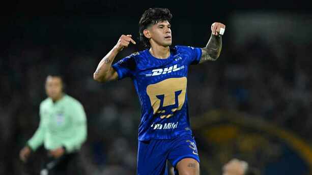 Robert Morales desató la locura en el Olímpico Universitario (Imago7)