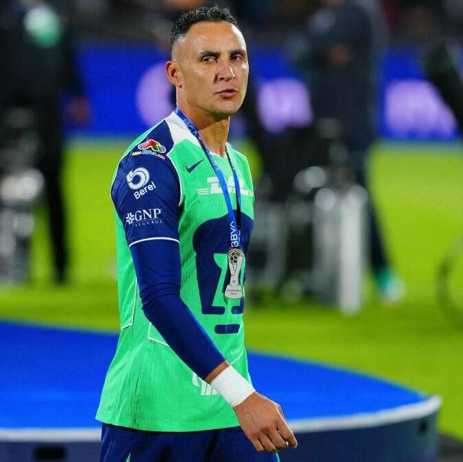 Keylor Navas fue figura con Pumas (Imago7)
