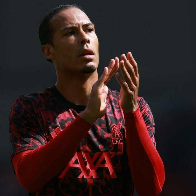 Virgil van Dijk tiene la tarea de hacer historia con Países Bajos (Reuters)