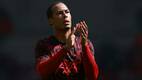 Virgil van Dijk tiene la tarea de hacer historia con Países Bajos (Reuters)