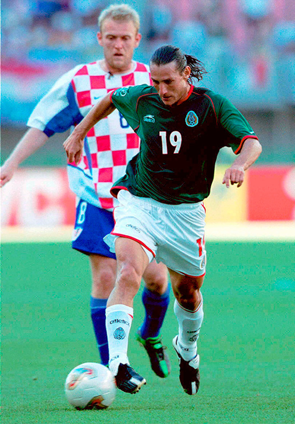 Gabriel Caballero en el partido contra Croacia en el Mundial 2002. (Foto: Mexsport)