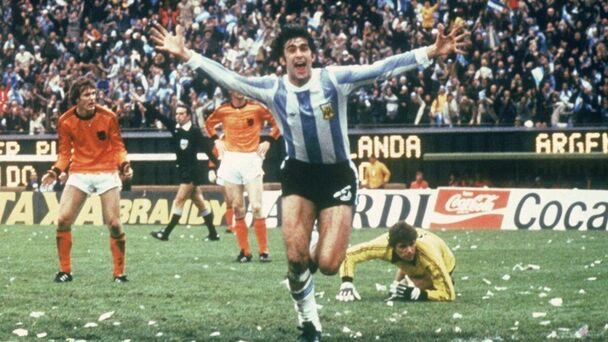 Mario Kempes en la Final del Mundial 1978 en Argentina. (FOTO: @FIFAWorldCup).