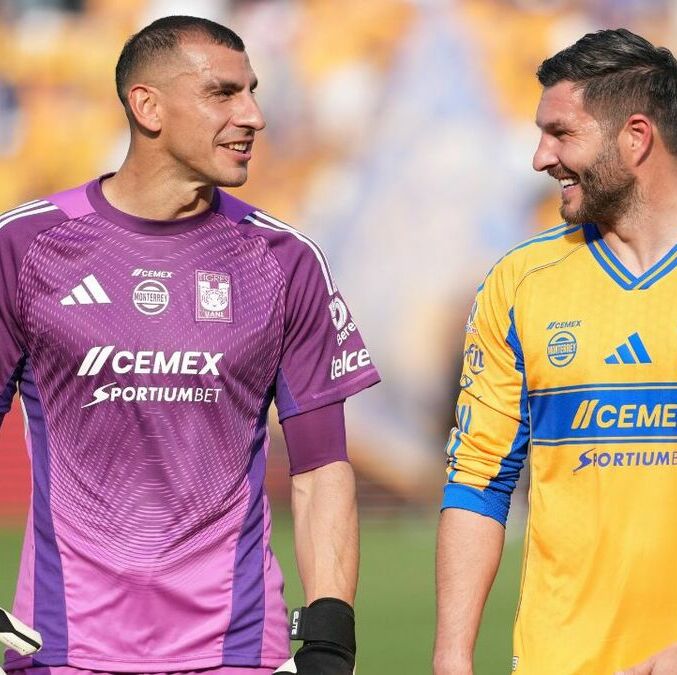 Nahuel Guzmán y André-Pierre Gignac (Imago7)