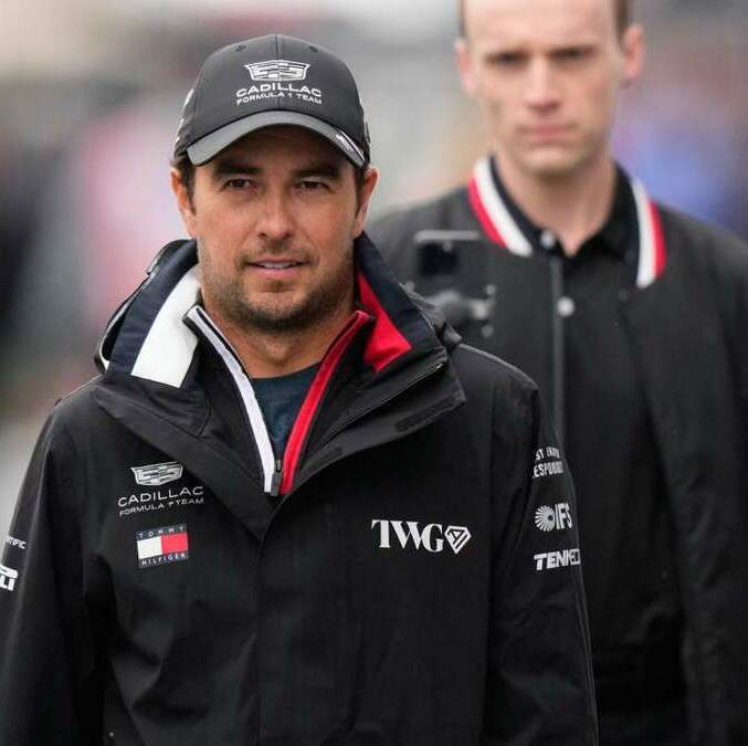Checo Pérez no sale de Cadillac, dice directivo (Reuters)