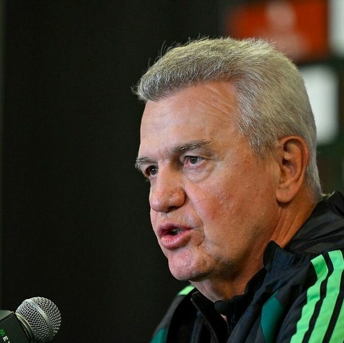 Javier Aguirre aclaró el estado físico de Alexis Vega (Fotografía: Imago 7)