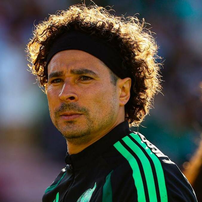 Memo Ochoa es muy querido por la afición (Mexsport)