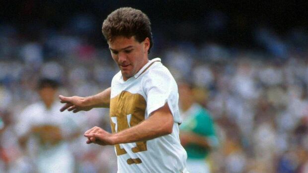 Luis García cuando jugaba en Pumas (Mexsport)