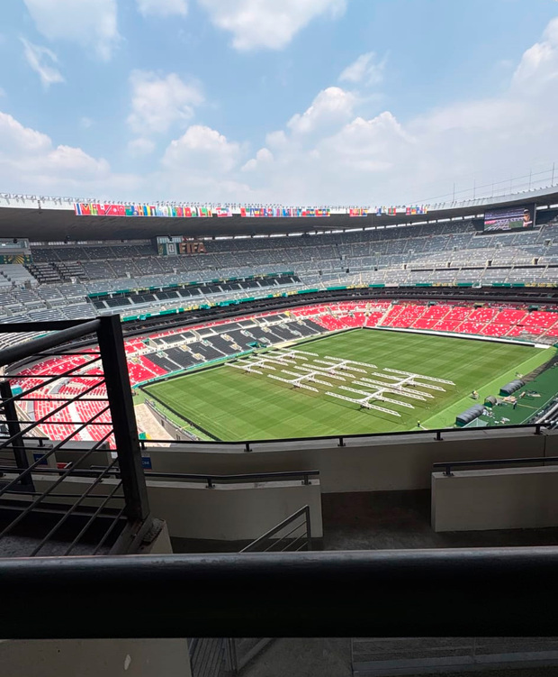 Las banderas rodean el Estadio Ciudad de México. (Foto: Mediotiempo)