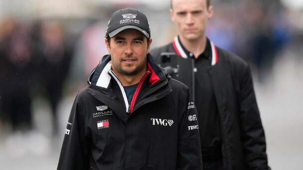 Checo Pérez no sale de Cadillac, dice directivo (Reuters)