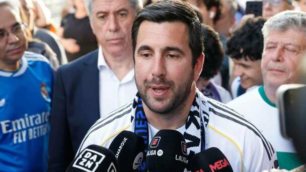 Enrique Riquelme va con todo por la presidencia (EFE)