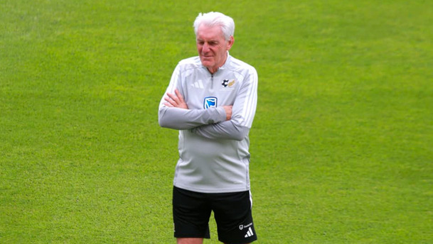 Hugo Bross, entrenador de Sudáfrica. (Foto: José Jorge Sánchez)