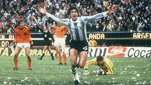 Mario Kempes en la Final del Mundial 1978 en Argentina. (FOTO: @FIFAWorldCup).