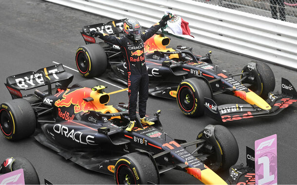Checo Pérez ganó en Mónaco. (Foto: AFP)