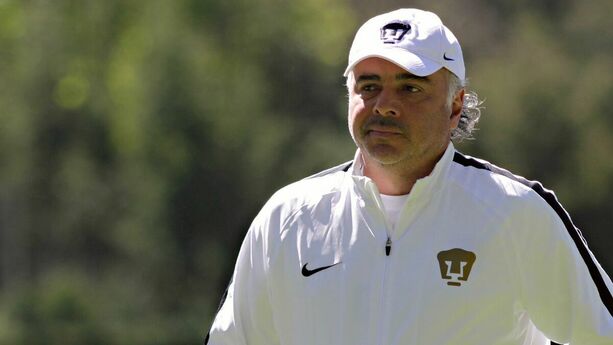 Guillermo Vázquez con Pumas en 2016 (Imago7)