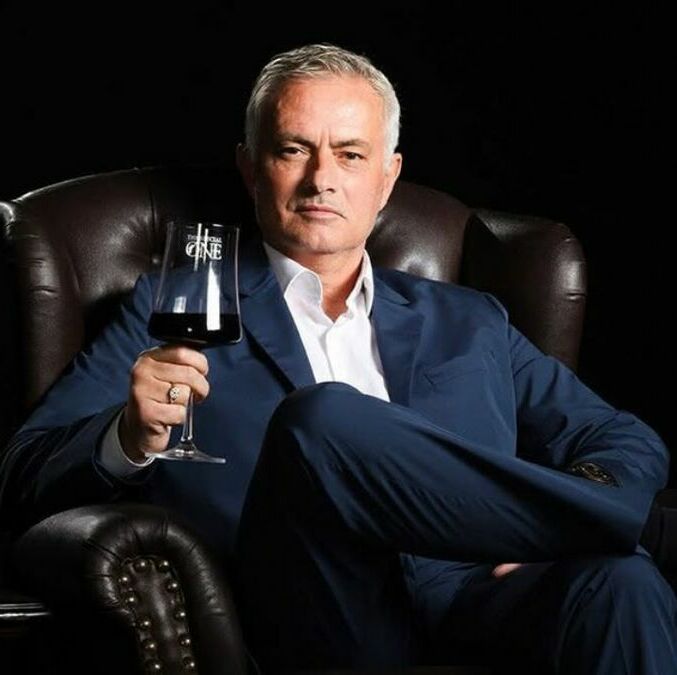 José Morunho saldría del Benfica por una clausula de 15 millones de euros | Foto: @josemourinho