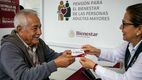Durante junio se realizará la entrega de tarjetas de la Pensión Bienestar y abrirá un nuevo periodo de registro. Foto: ChatGPT