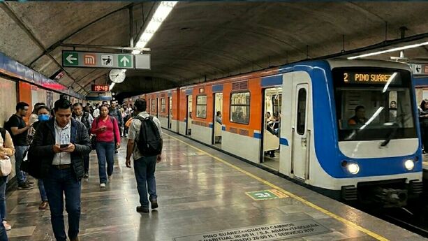 La Línea 2 del Metro cerrará algunas estaciones este sábado 23 de mayo (Imagen creada con IA)