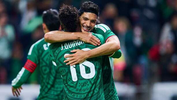 Raúl Jiménez hizo el tercer tanto de México ante Serbia (Mexsport)