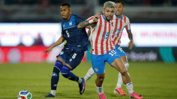 Julio Enciso se fue lesionado de juego amistoso (Reuters)