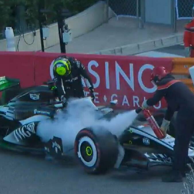 Monoplaza de Checo Pérez se incendio en Mónaco / Captura