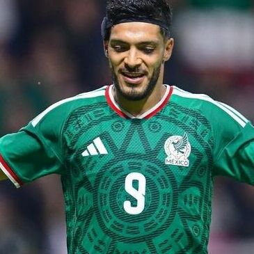 Raúl Jiménez marcó ante Serbia (Mexsport)
