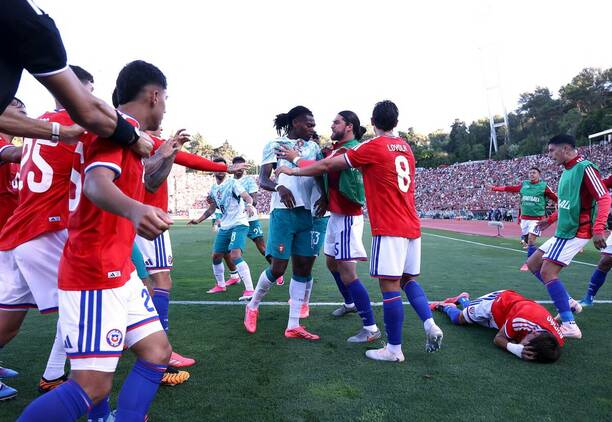 Rafa Leao habría agredido a Iván Román / Reuters