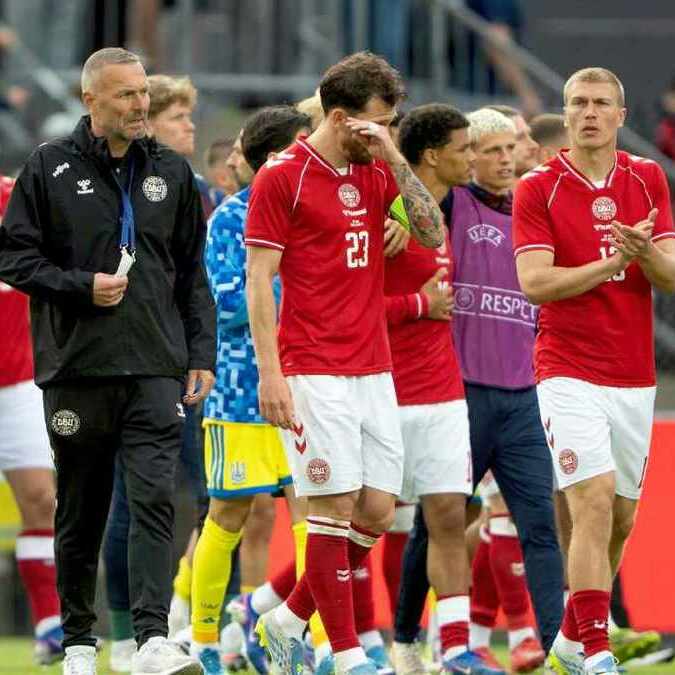 Los jugadores no podían creer lo que estaba pasando (EFE)