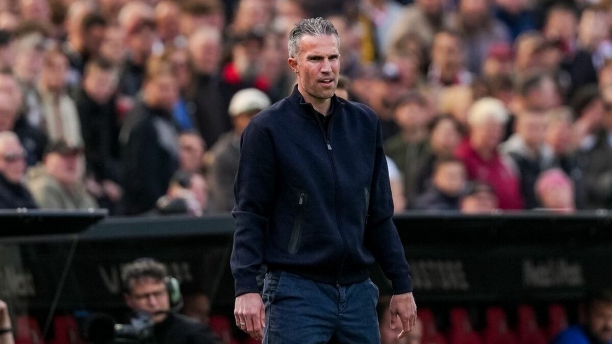 Robin Van Persie quedó fuera del Ferenoord (Fotografía: X @Feyenoord)