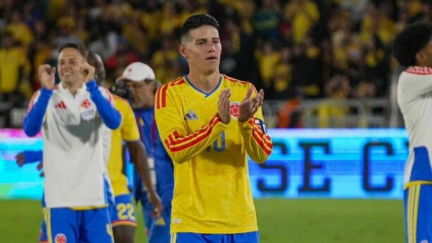 James Rodríguez con Colombia (@jamesdrodriguez)