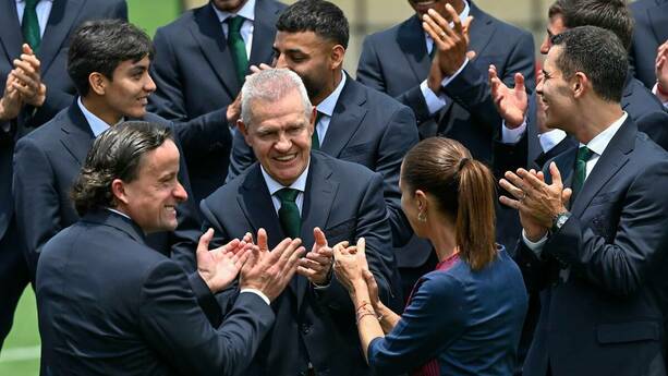 Javier Aguirre convivió con la presidenta Claudia Sheinbaum (Imago7)