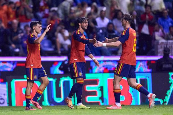 Para top España vs Perú