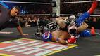 Penta Zero Miedo y Rey Mysterio se llevaron la ovaciones (Captura WWE)