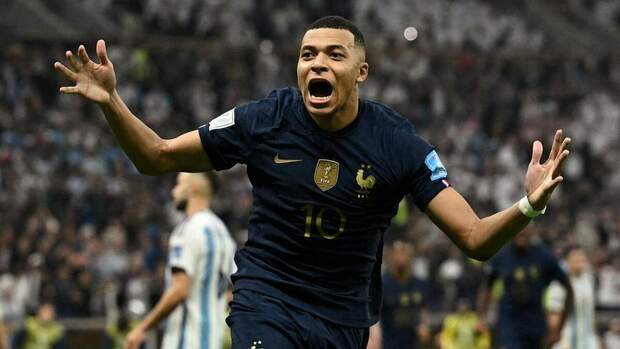 Kylian Mbappé quiere seguir haciendo historia en los Mundiales (Reuters)