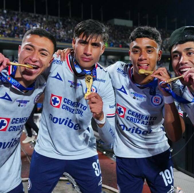 Cruz Azul comenzará la defensa de su corona (Imago7)
