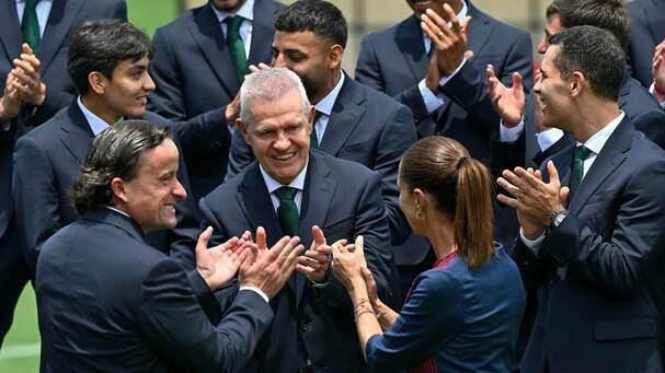 Javier Aguirre convivió con la presidenta Claudia Sheinbaum (Imago7)