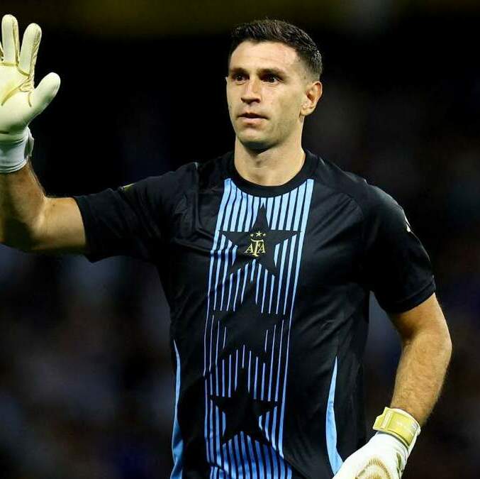 Emiliano Martínez podría dejar al Aston Villa (Reuters)