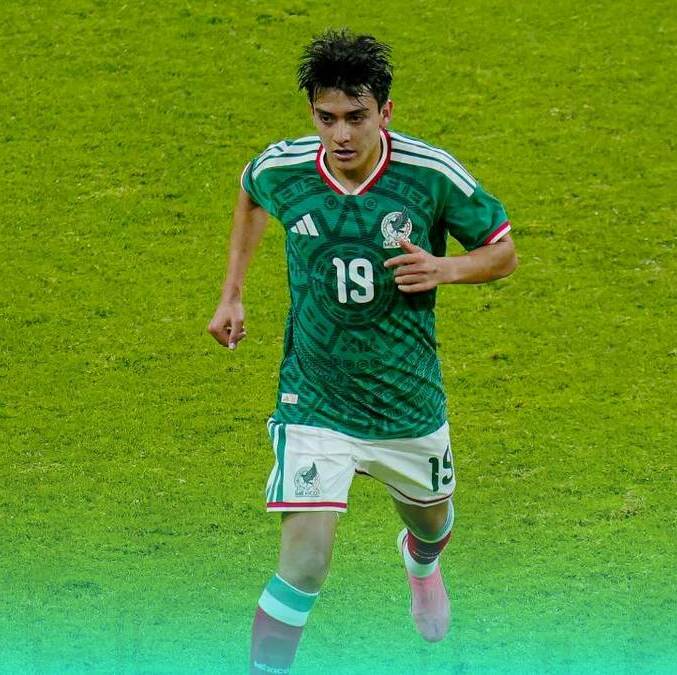 Gilberto Mora sería titular ante Corea / Imago7