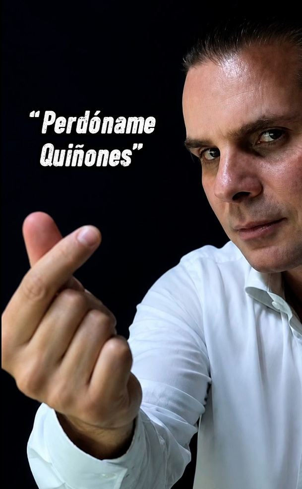 Martinoli se disculpó con Julián Quiñones.